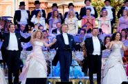 ANDRE RIEU: KONCERT W MAASTRICHCIE - kadr 1