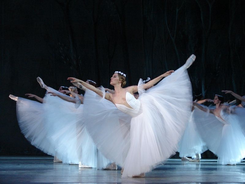Balet &quot;Giselle&quot; dwukrotnie w Filharmonii