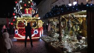 Magia świąt na rzeszowskim Rynku. Ruszył Jarmark Bożonarodzeniowy