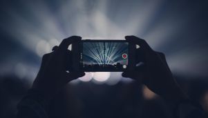 Chcesz robić lepsze zdjęcia smartfonem? RSF organizuje warsztaty fotografii "komórkowej"