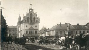 Rzeszów, Rynek I pol. XX wieku - fot. zakł. E Janusza-ze zbioru E. Kaliszewskiej