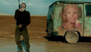 Kadr z filmu "Foxtrot", fot. Helios